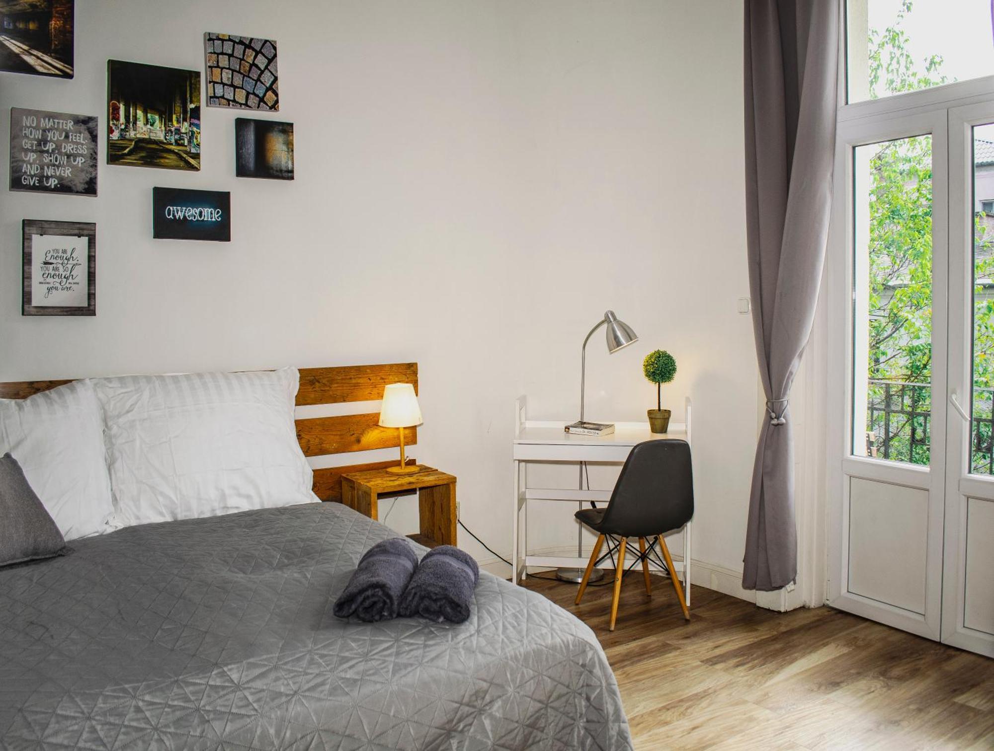 3 Room Apartment In The Beautiful Street Budapest Exteriör bild